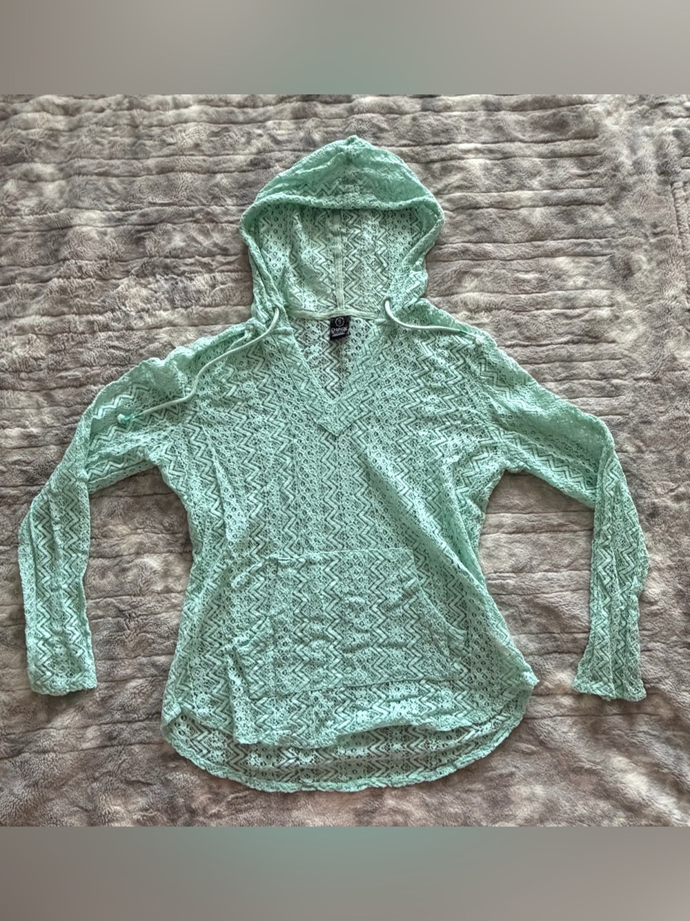 Empyre Mint Green Lace Hoodie Pullover Coverup